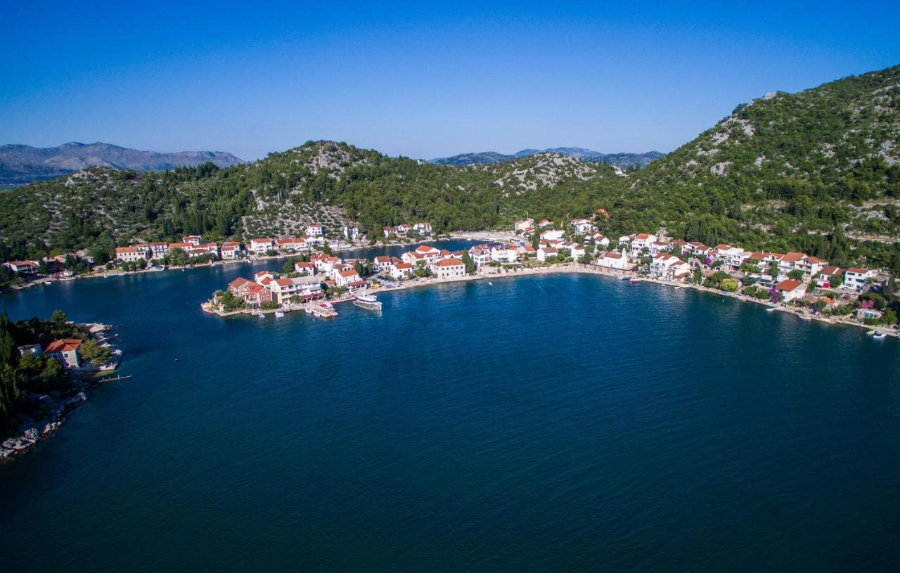 Villa Luni Blace Esterno foto