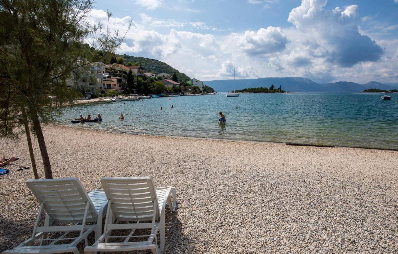 Villa Luni Blace Esterno foto